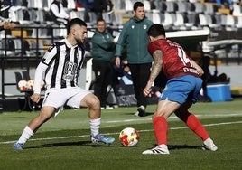 Duelo de la primera vuelta entre el Badajoz y Jaraíz.