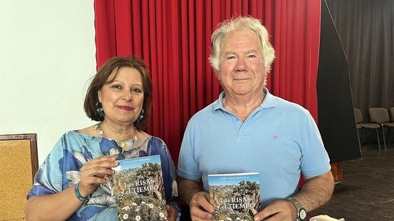 Ángel García presenta el libro 'Las risas y el tiempo'