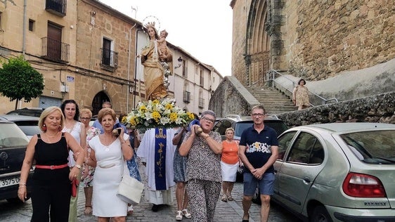 La Cármenes celebran este jueves la festividad de su patrona