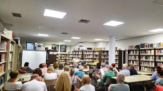 La Asociación Cálamus, este martes, en 'las tardes literarias'