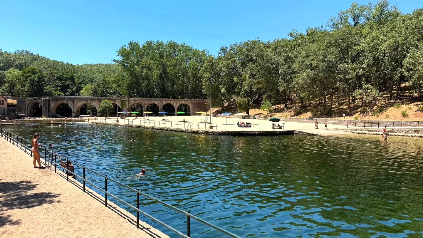 Piscina natural del Lago