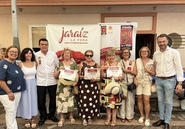 Amparo Santos gana el concurso de cocina con pimientos