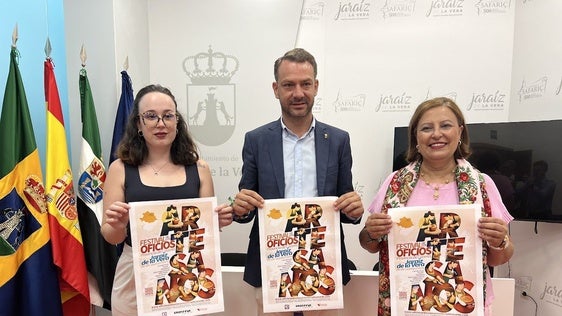 Acto de la presentación del festival en el Ayuntamiento