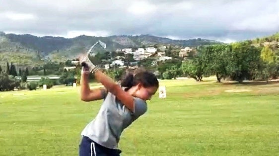 La jaraiceña Carlota Burcio lidera el Junior Championship de Golf