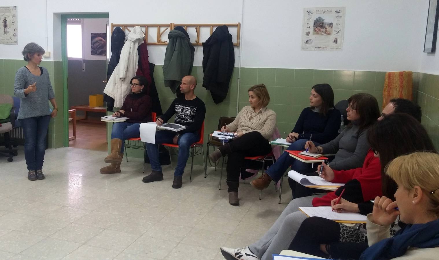 Ponente y asistentes al curso. 