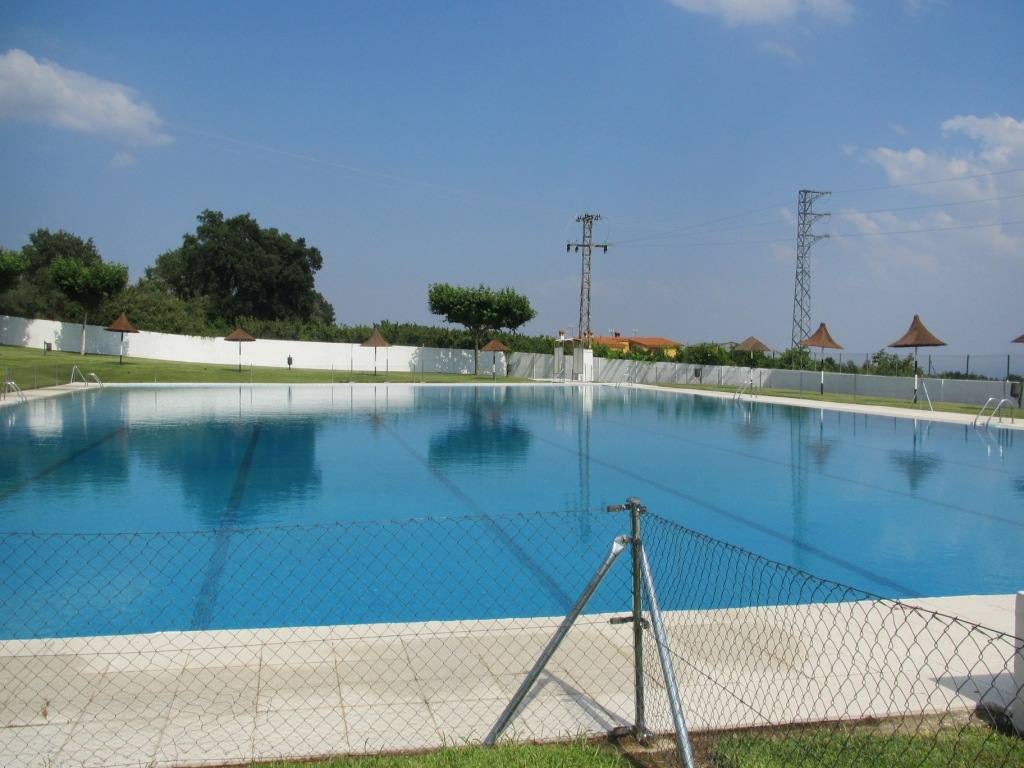 La piscina olímpica, preparada para su apertura. 