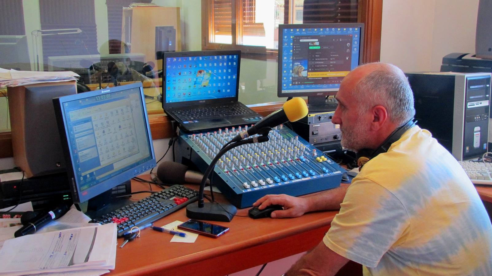 Estudios de la emisora municipal. 