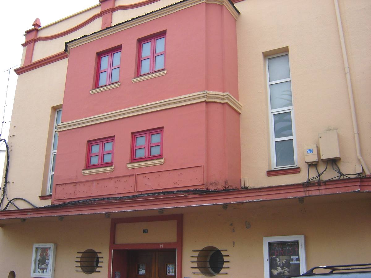 Teatro-cine Avenida.