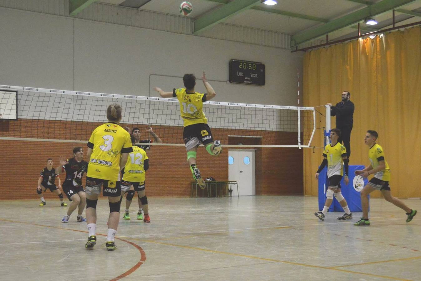 Fin de semana satisfactorio para los equipos del Voleibol Jaraíz