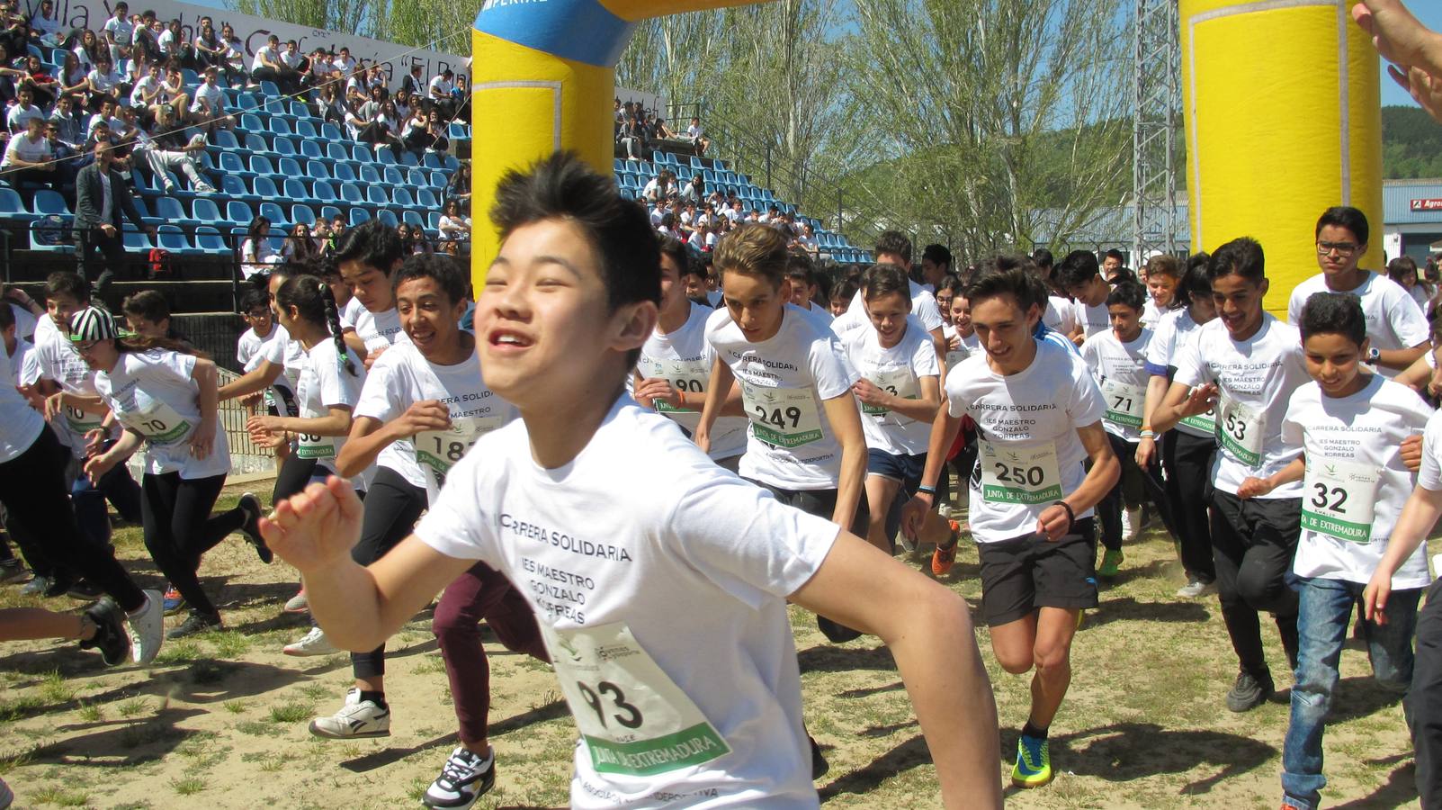 El instituto celebra la II carrera solidaria a favor de Euexia