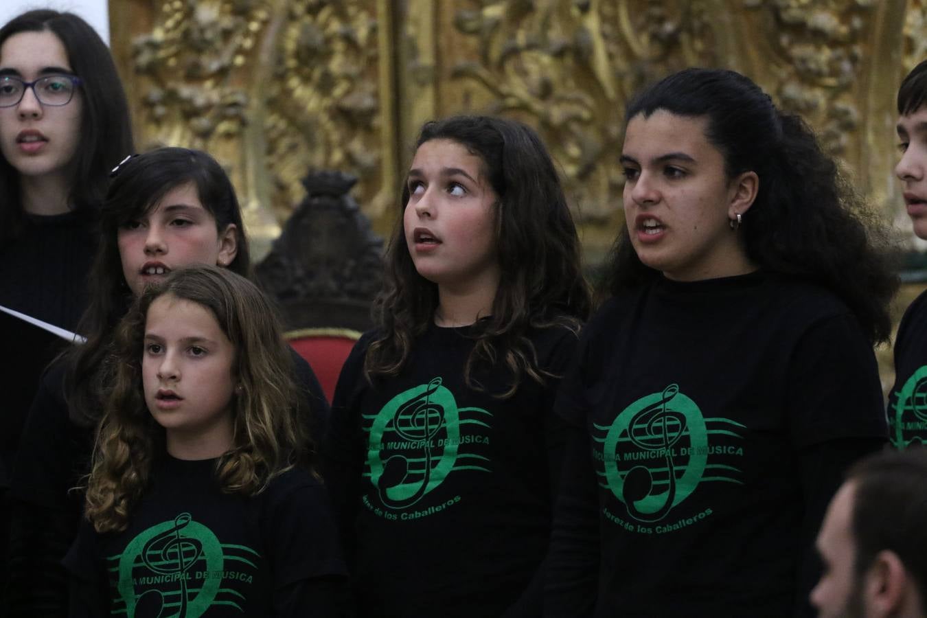 El templo patronal de San Bartolomé fue escenario, ayer, de una nueva edición del 'Concierto Sacro' que ofreció la Coral de la Escuela Municipal de Música y el Coro infantil de la misma, organizado por el Ayuntamiento del municipio con la colaboración de la Parroquia de esta ciudad.
