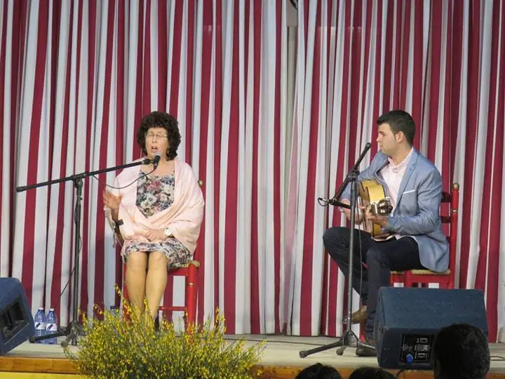 Ciriaco Hernández, en la categoría General y María de los Ángeles Macías, en la categoría Local, fueron los ganadores del II Concurso de fandangos 'Alfonso Labrador El Minaó' organizado por la Asociación cultural flamenca 'José Pérez de Guzmán' de Jerez de los Caballeros y celebrado en su sede con gran afluencia de público.