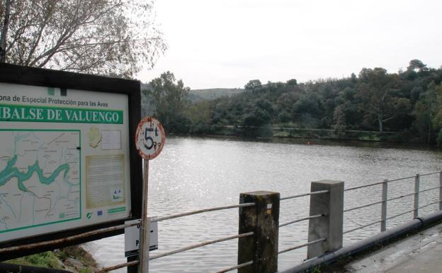 Imagen del embalse de Valuengo en marzo de 2018.