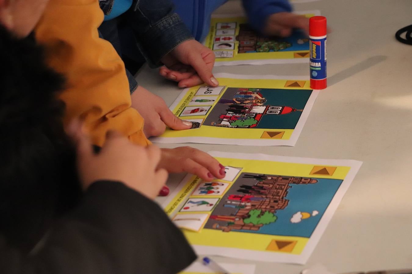 El Instituto de Enseñanza Secundaria El Pomar de Jerez de los Caballeros ha celebrado una actividad trasnacional del Aprendizaje en el marco del proyecto Erasmus+ que viene desarrollando desde el curso pasado junto con el centro portugués de la Escola Vila Verde de Braga. El recinto ferial de la localidad templaria fue el escenario de dicha actividad que se abrió, especialmente a la convivencia entre alumnos de ambos centros, a través de charlas, juegos, talleres y actividades culturales. 