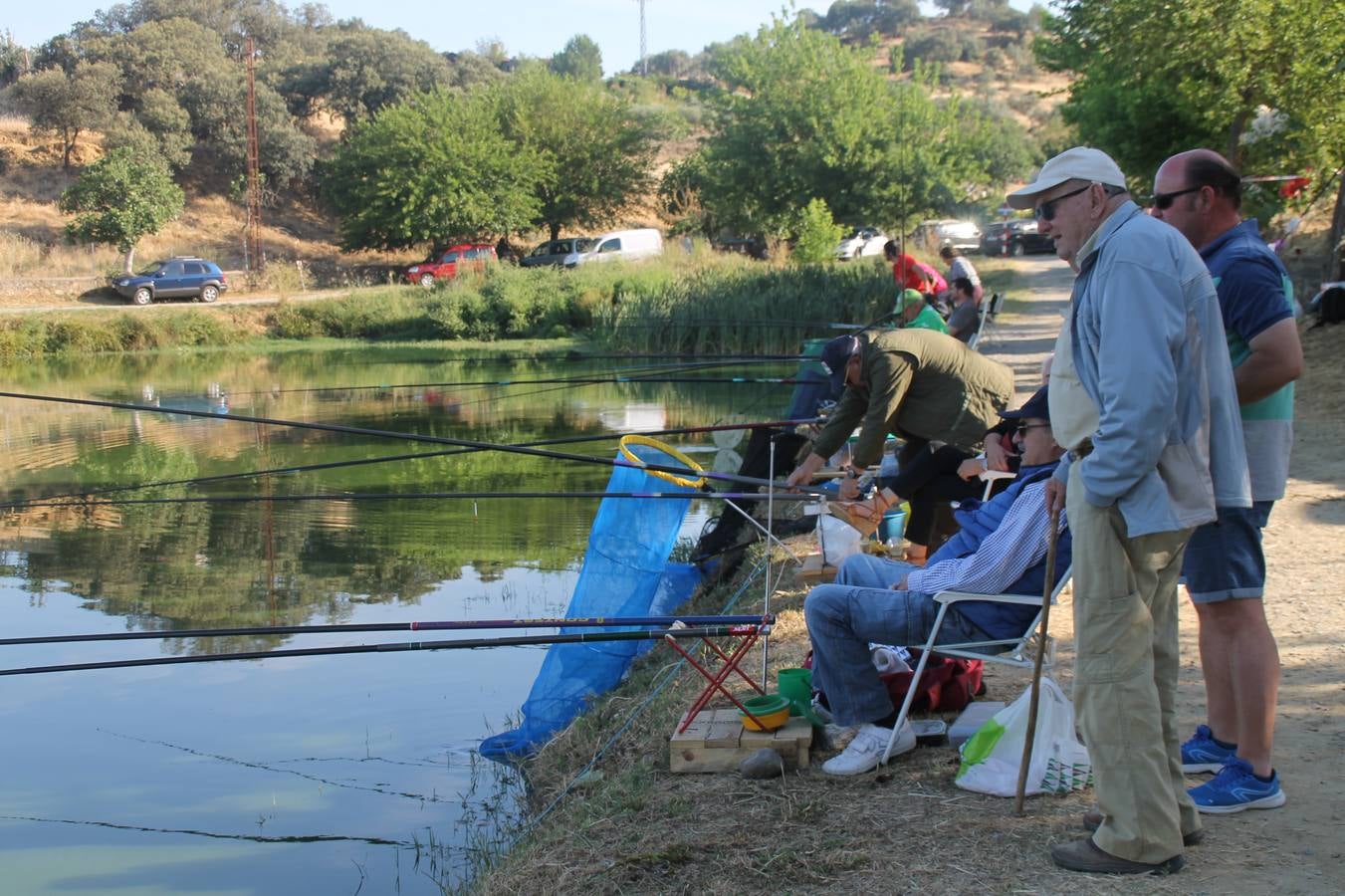 Buen ambiente pero pocas tencas en el 301 aniversario del Concurso tradicional de Pesca 'Charca de la Albuera' que se ha celebrado este domingo 2 de junio en el enclave natural del que toma su nombre. esta cita organizada por la Sociedad de Pesca Balboa. Francisco Pérez Caballo con una captura de 11.380 gramos ha sido el ganador de esta edición. 