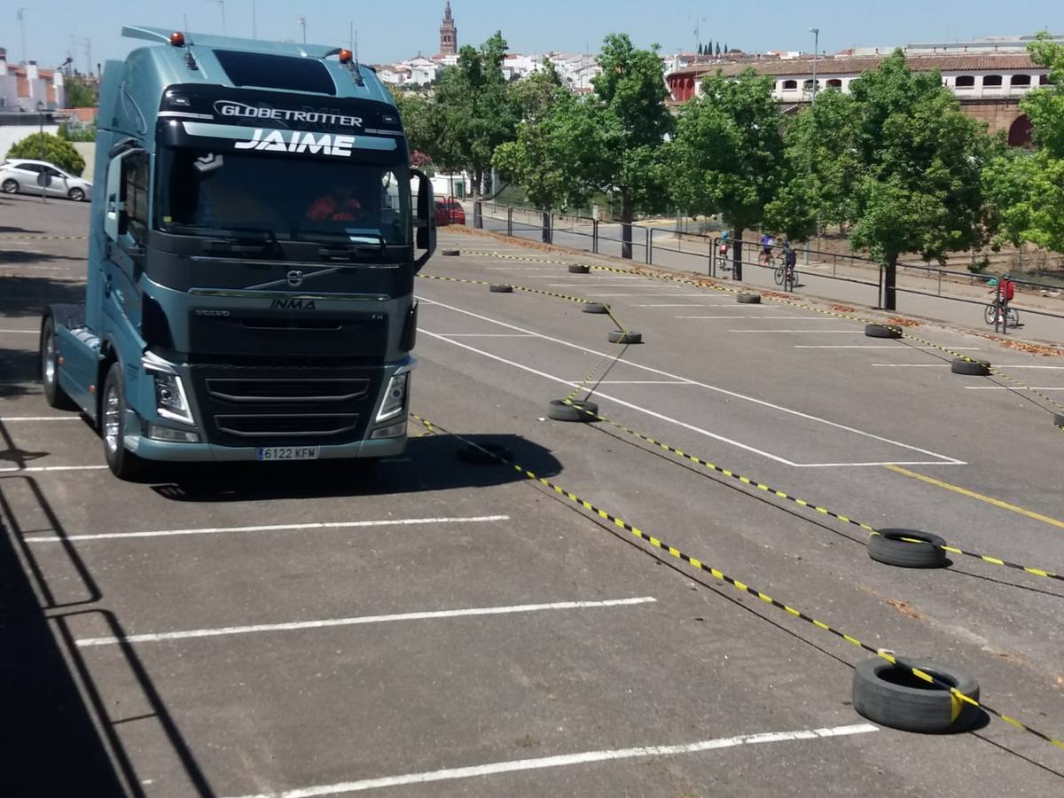 Fotos: Los camioneros de Jerez celebran el día de su patrón, San Cristóbal