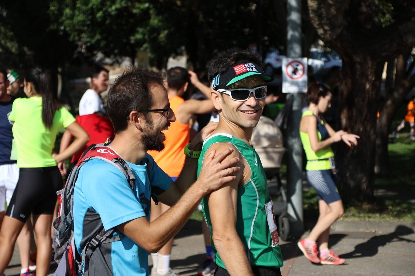 Valuengo continúa apostando por el deporte y la investigación de la Histiocitosis con la tercera edición del 'Cross Popular Valuengo', organizada por la Comisión de Festejos de la citada pedanía en colaboración con la Concejalía de Juventud y Deportes del Ayuntamiento de Jerez de los Caballeros y el Programa de Dinamización Deportiva de la Mancomunidad Sierra Suroeste. La citada prueba deportiva se ha celebrado esta mañana y ha contado con más de 140 participantes, entre todas las categorías.Celso Graciano y Estefanía Carretero se han convertido en los vencedores de la prueba general, y José Joaquín García y Rosa González han ocupado los primeros puestos locales.