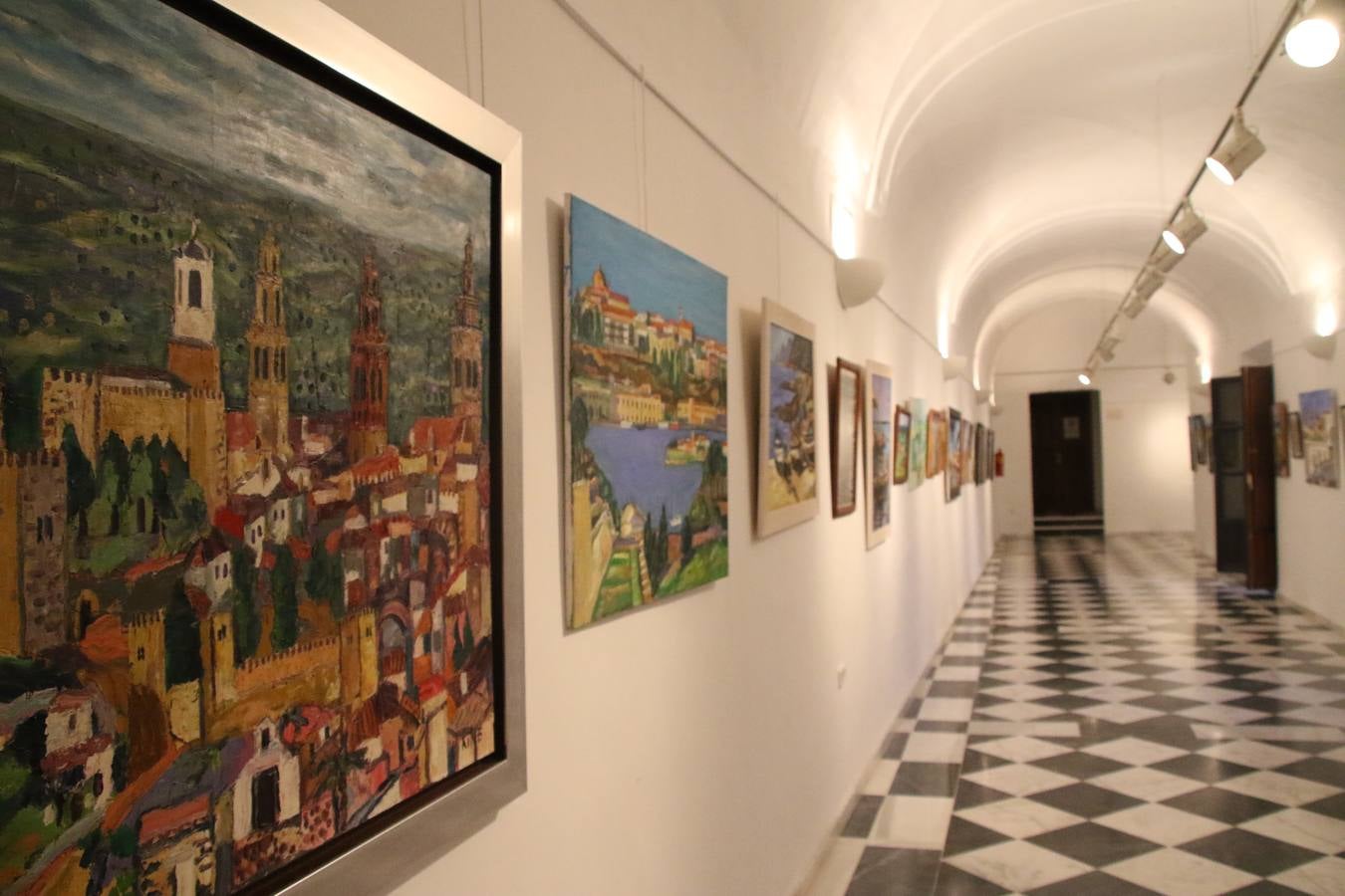 Jerez de los Caballeros celebra la tercera edición de su 'Noche en Blanco' con exposiciones, visitas turísticas, baile, cata de vinos, poesía, conciertos y talleres llenando de ocio, historia y arte diferentes rincones del municipio.
