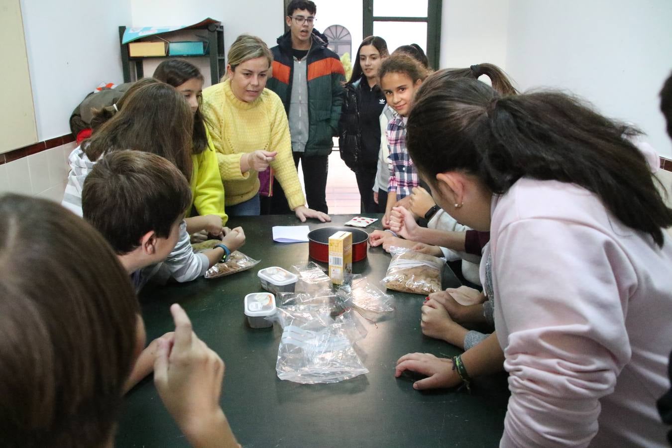 Fotos: Cáritas Parroquial celebra la tercera edición de su 'Tapa Solidaria'