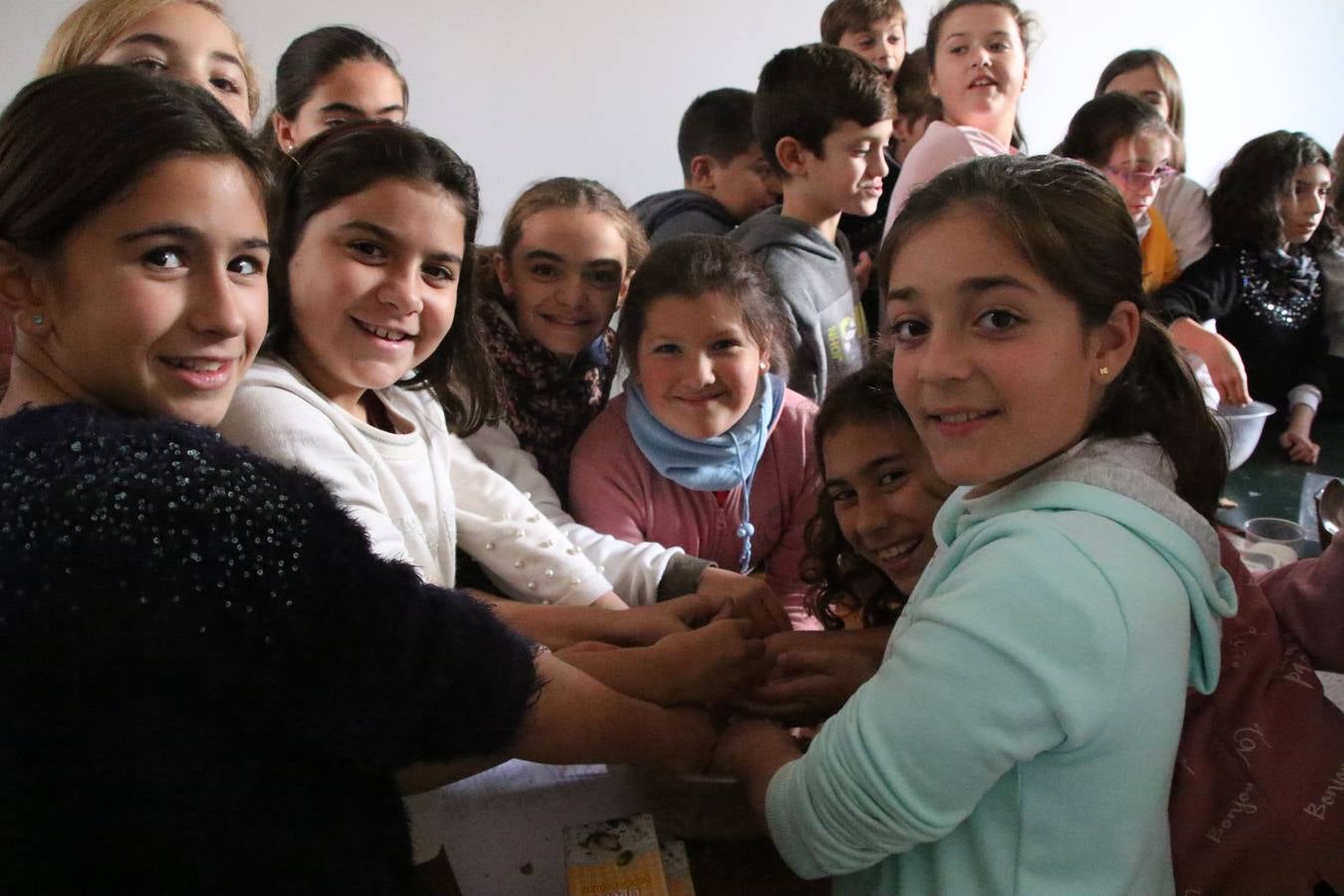 Fotos: Cáritas Parroquial celebra la tercera edición de su 'Tapa Solidaria'