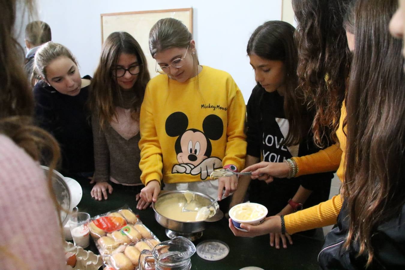 Fotos: Cáritas Parroquial celebra la tercera edición de su 'Tapa Solidaria'