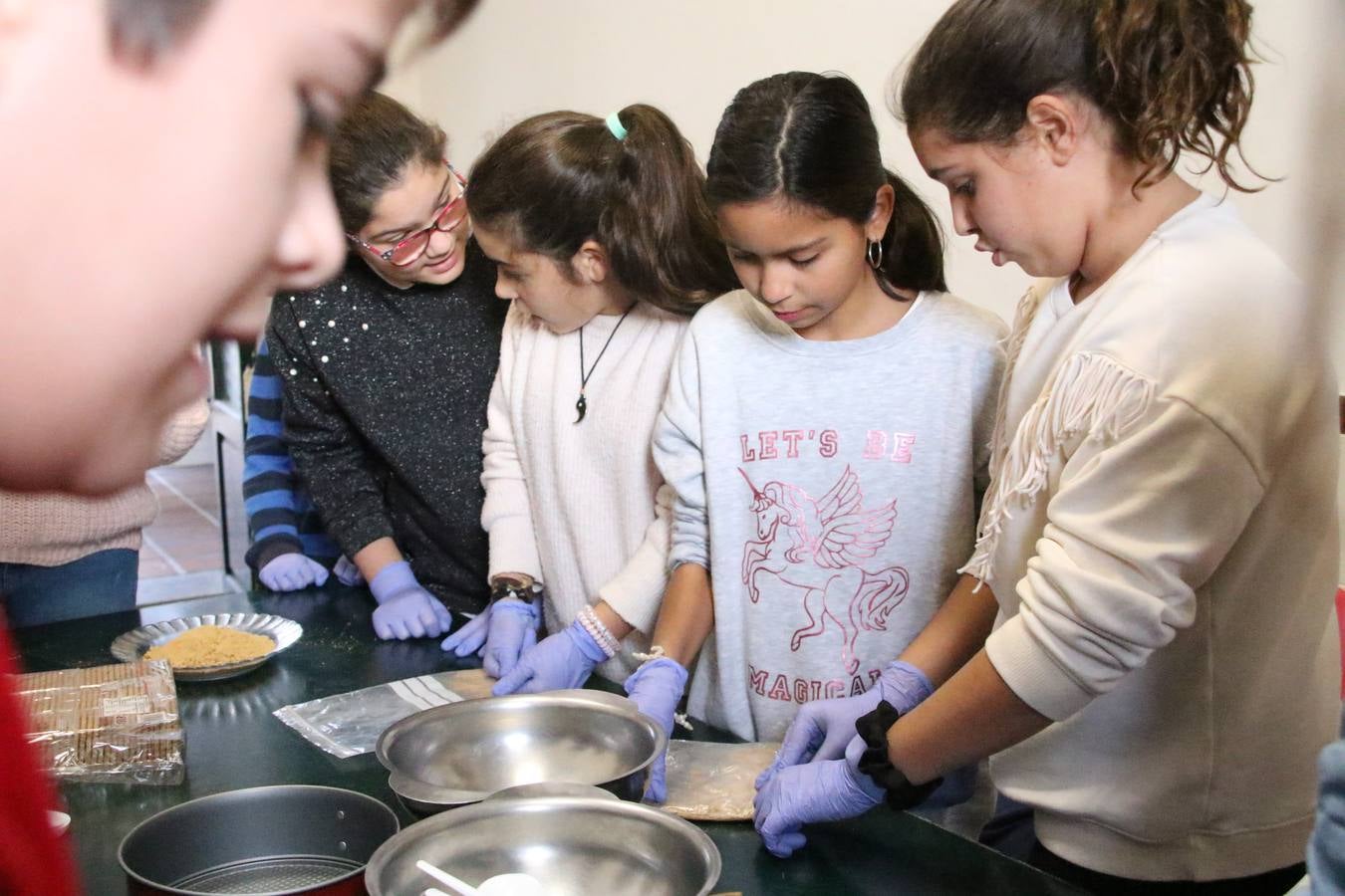 Fotos: Cáritas Parroquial celebra la tercera edición de su 'Tapa Solidaria'
