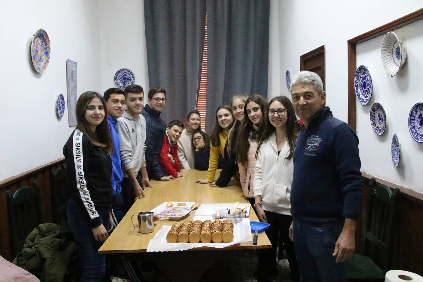 Fotos: Cáritas Parroquial celebra la tercera edición de su 'Tapa Solidaria'