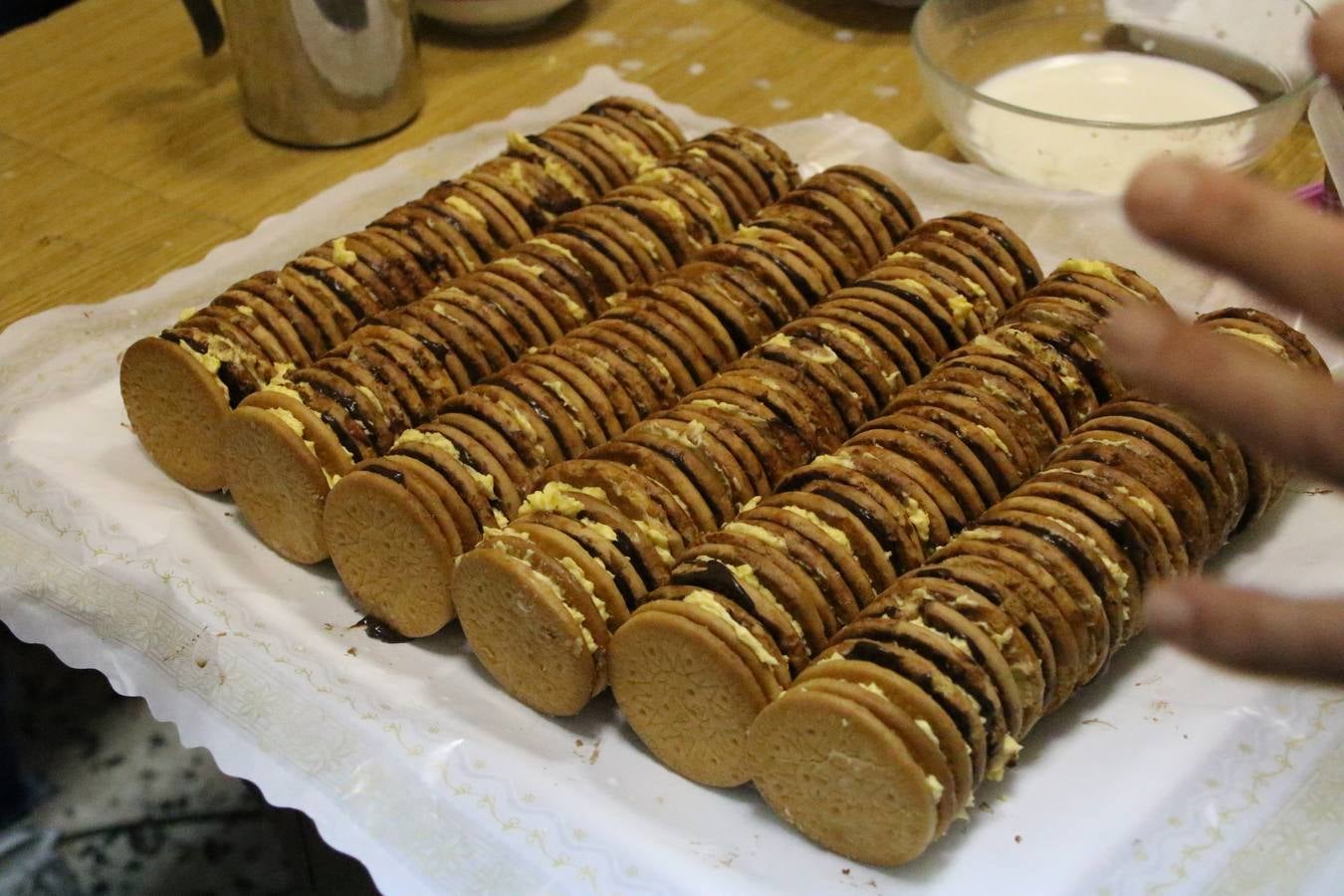 Fotos: Cáritas Parroquial celebra la tercera edición de su 'Tapa Solidaria'