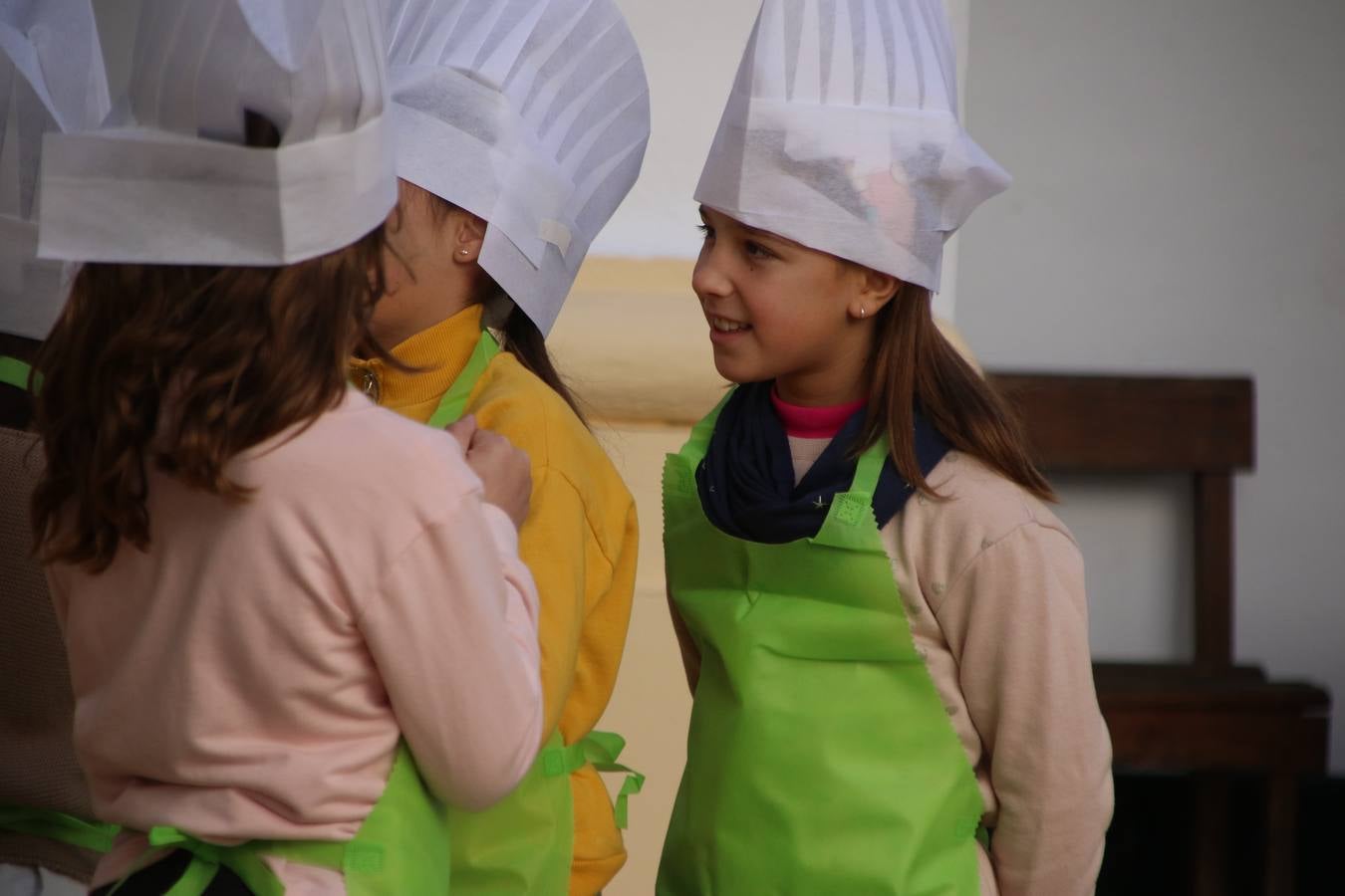 Fotos: Cáritas Parroquial celebra la tercera edición de su 'Tapa Solidaria'