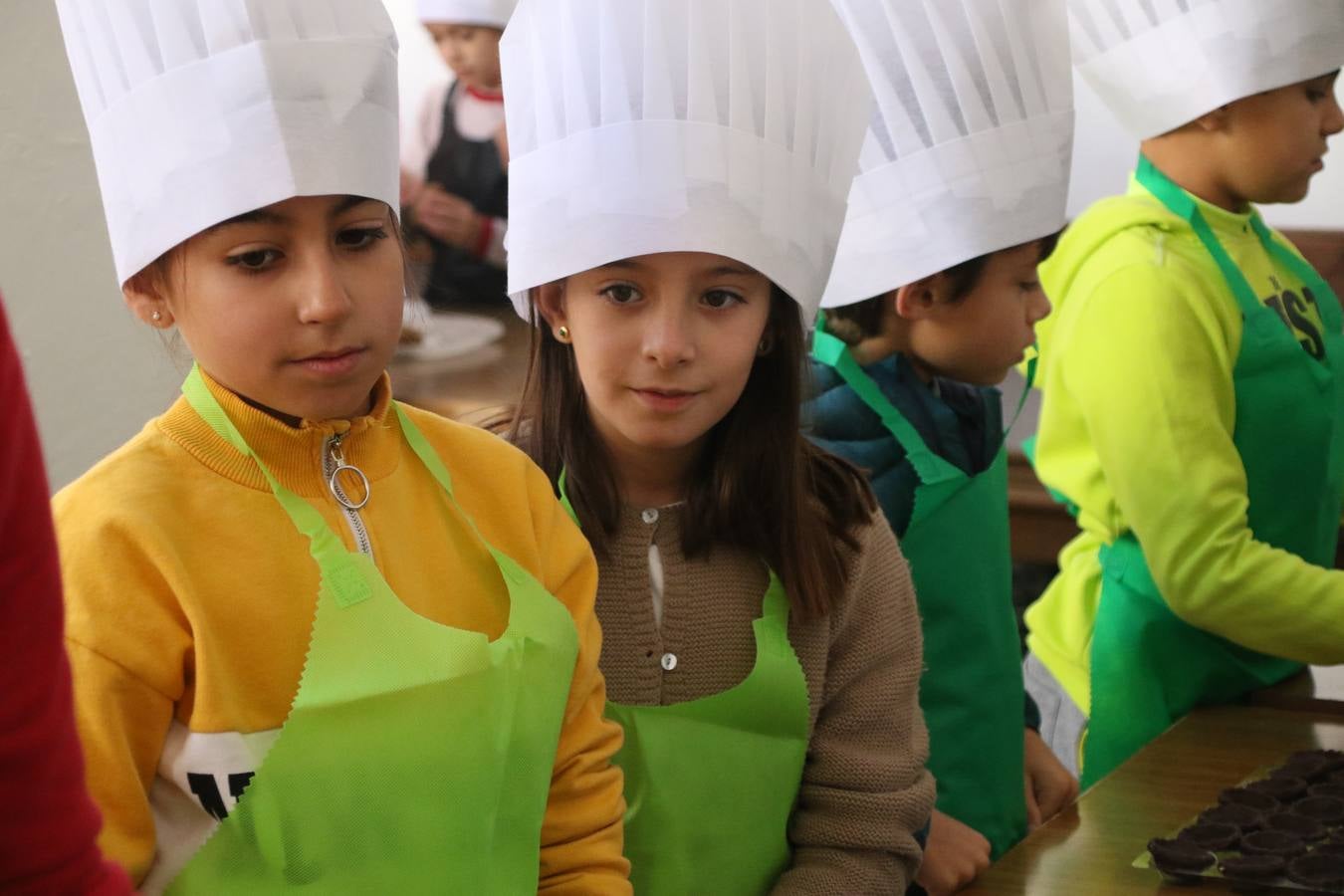 Fotos: Cáritas Parroquial celebra la tercera edición de su 'Tapa Solidaria'