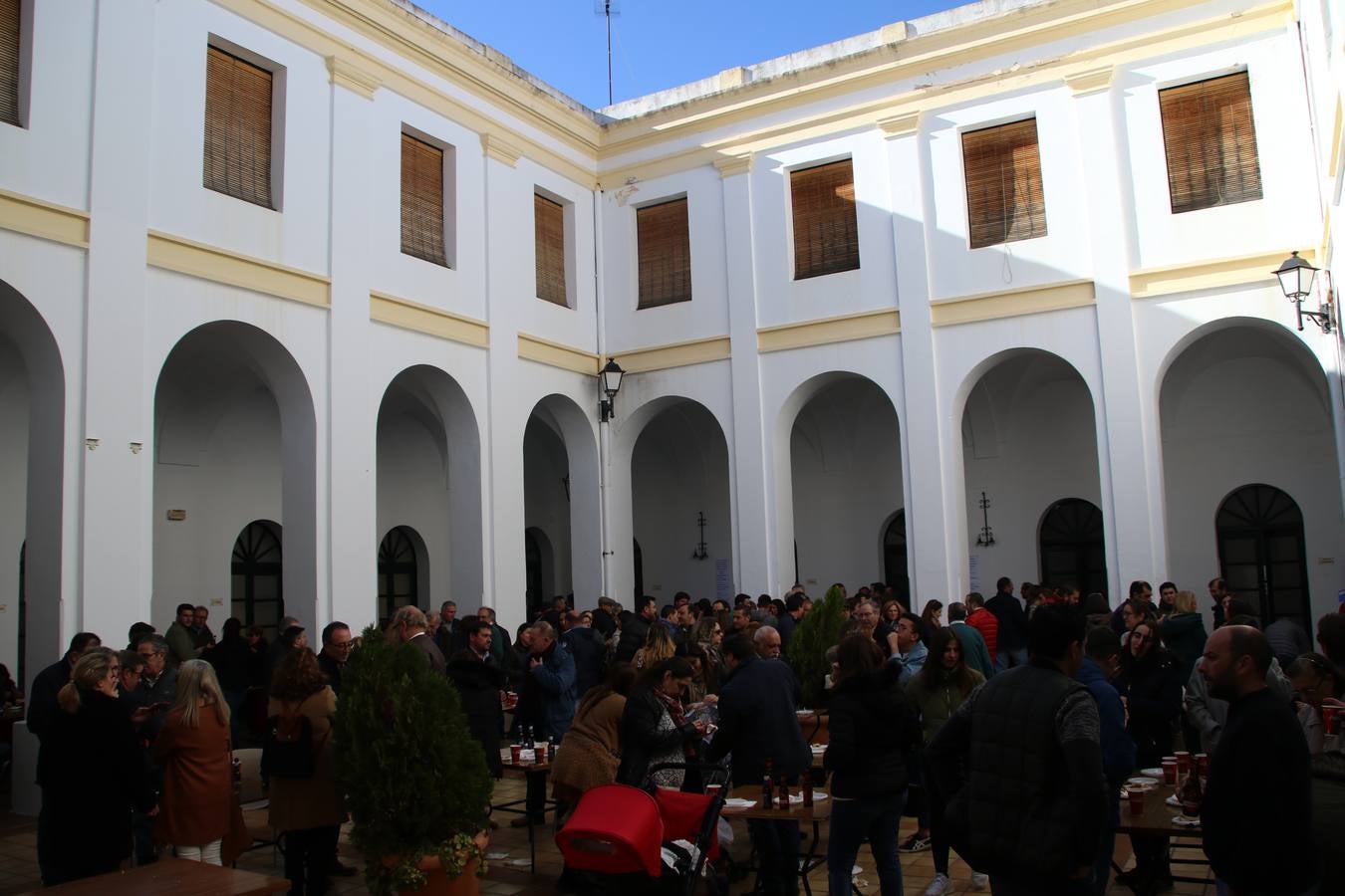 Fotos: Cáritas Parroquial celebra la tercera edición de su 'Tapa Solidaria'