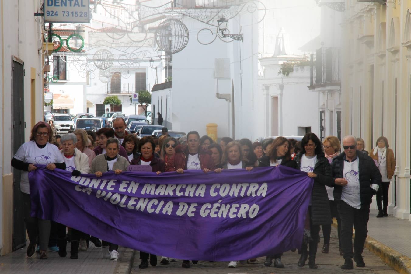 Lectura de un manifiesto a cargo de Plena Inclusión Jerez en el patio del Conventual San Agustín.