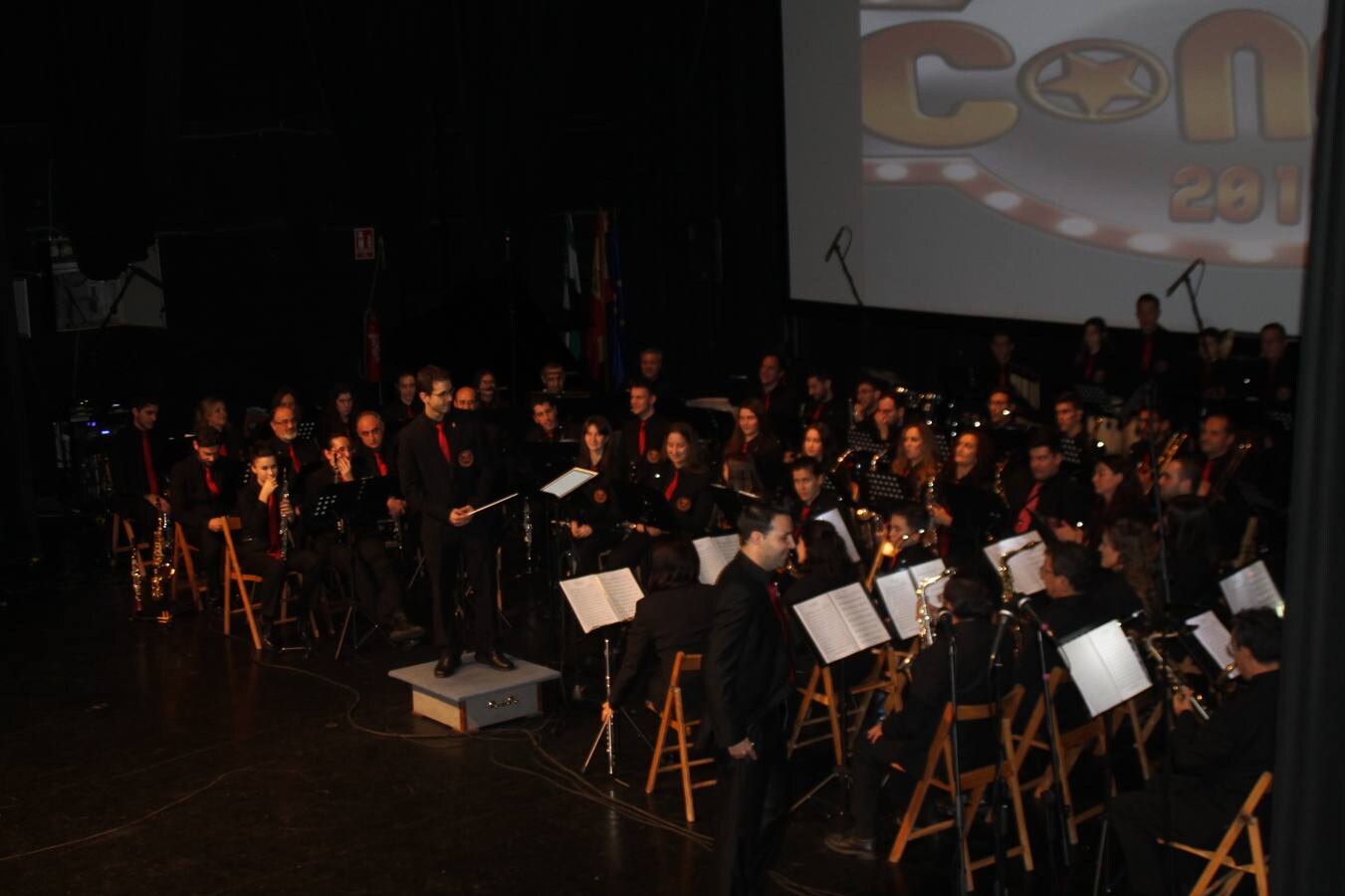 Los alumnos más pequeños de la Escuela de Música en su estreno en el Conciertazo.