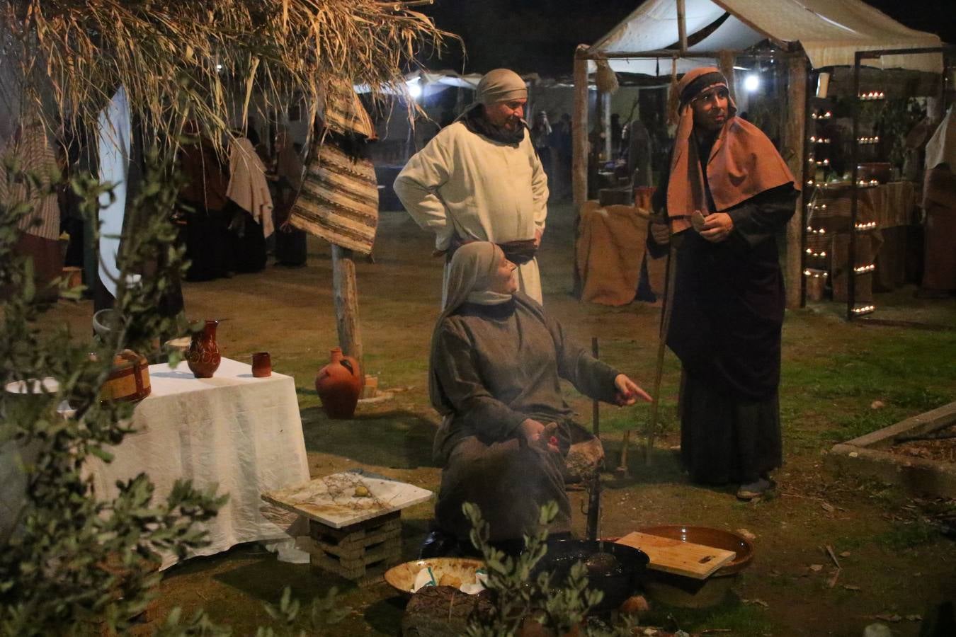 Más de 200 personajes dan vida a este Belén pleno de realismo y tradición.