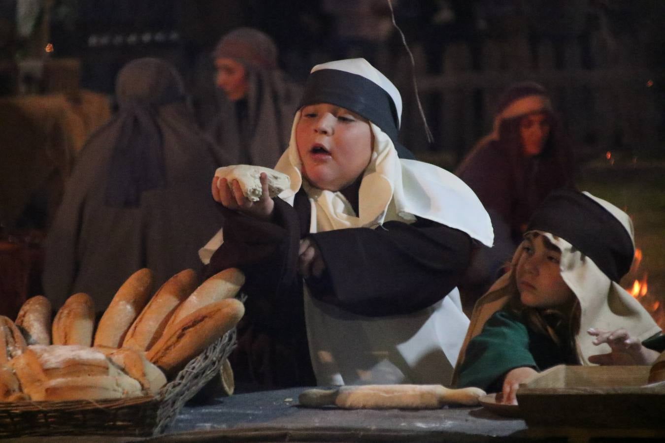 Más de 200 personajes dan vida a este Belén pleno de realismo y tradición.
