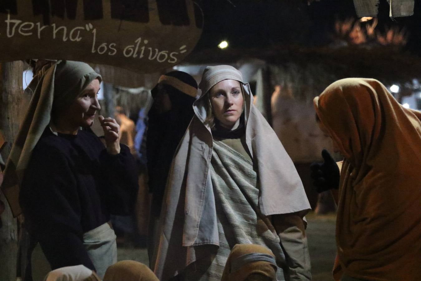 Más de 200 personajes dan vida a este Belén pleno de realismo y tradición.