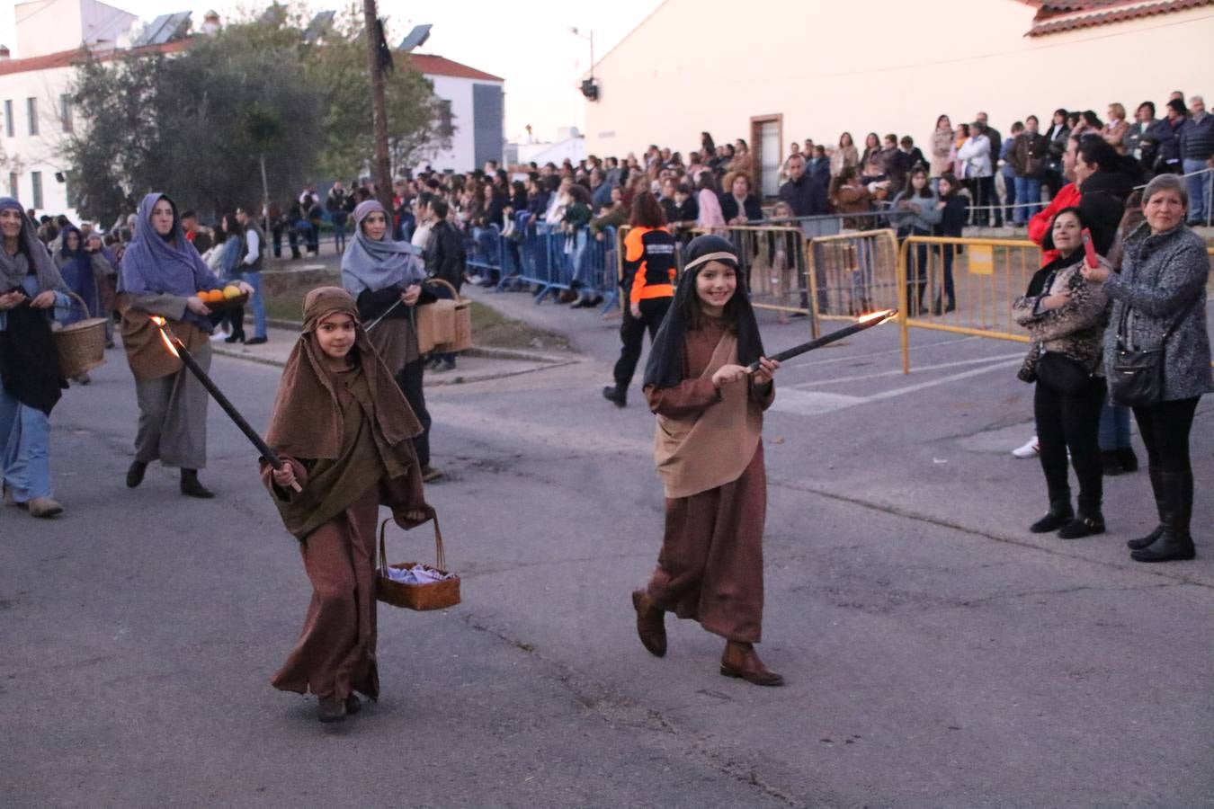 Más de 200 personajes dan vida a este Belén pleno de realismo y tradición.