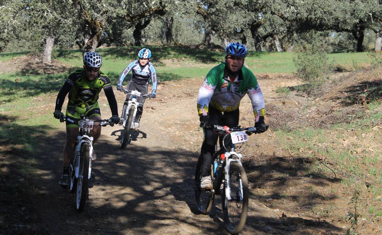 La ruta para adultos contempla un recorrido de 50 kilómetros.