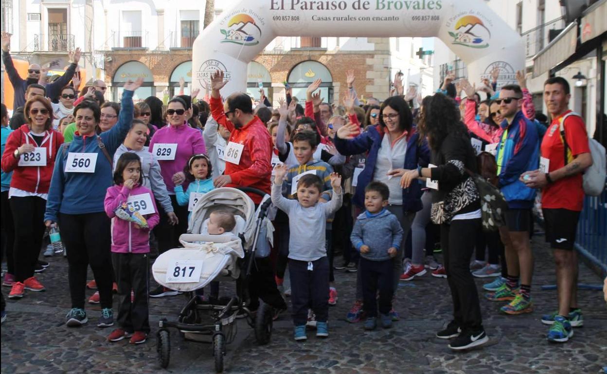 La Caminata está abierta a la participación de personas de todas las edades.