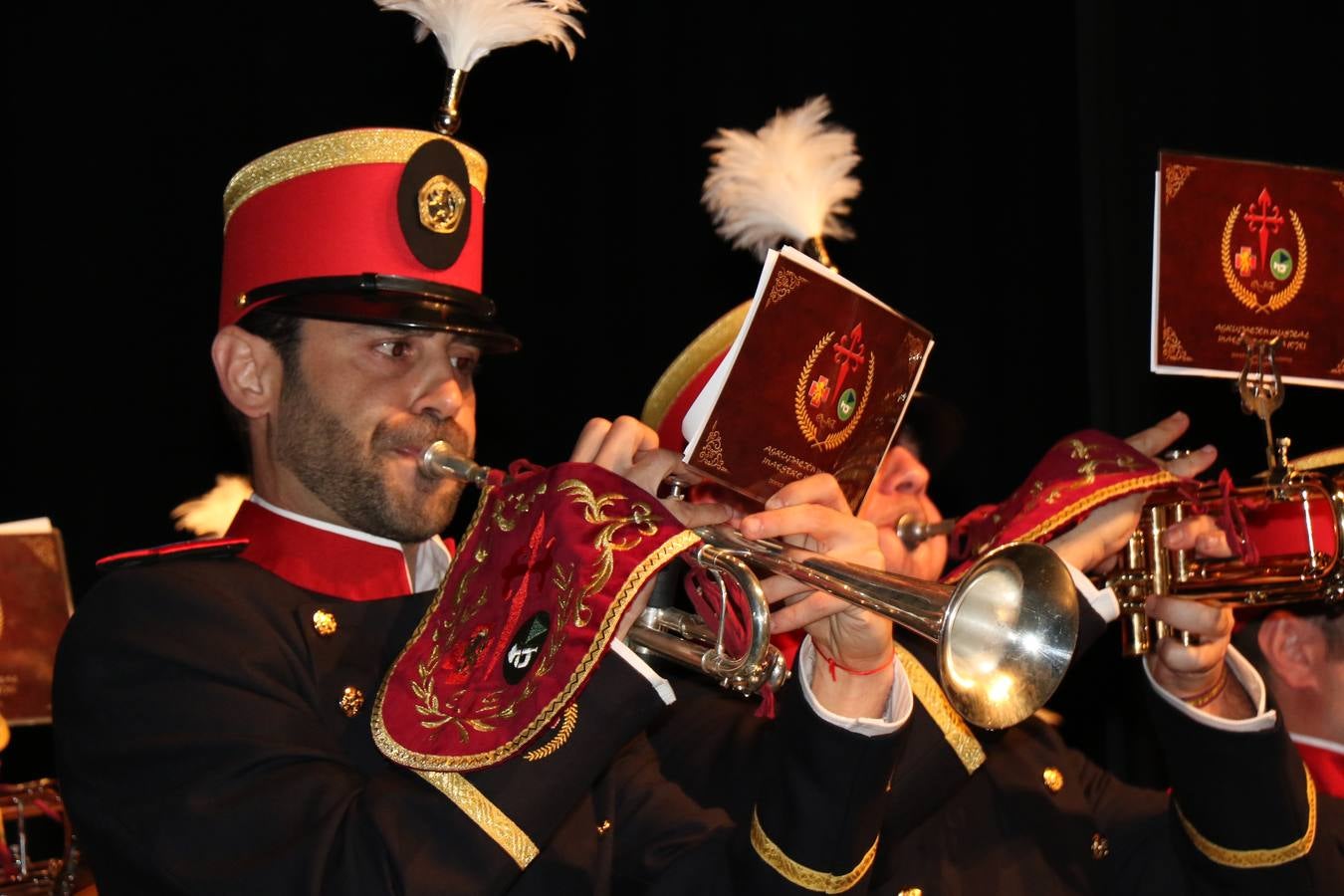 La Agrupación Musical 'Maestro Sousa' interpretando una de las Marchas de su repertorio para esta Semana Santa.
