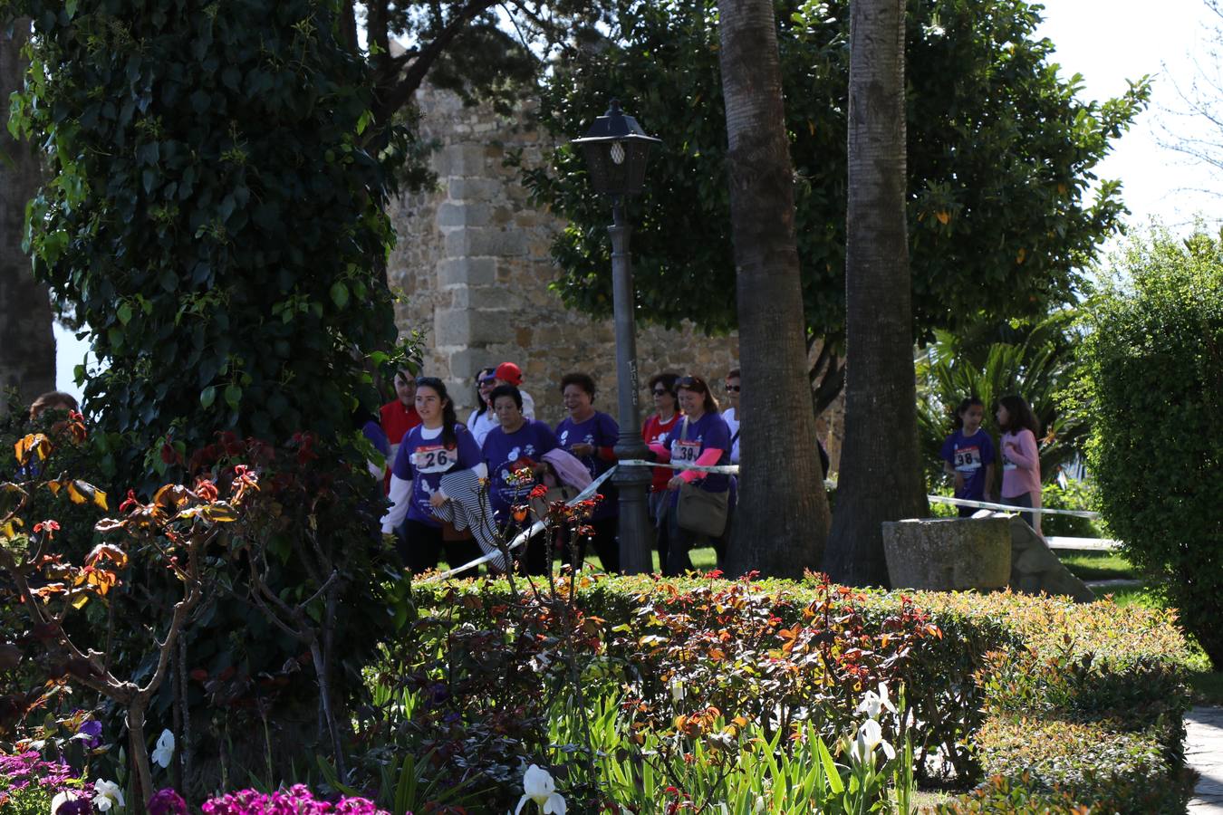 Participantes en la II Carrera de la Mujer.