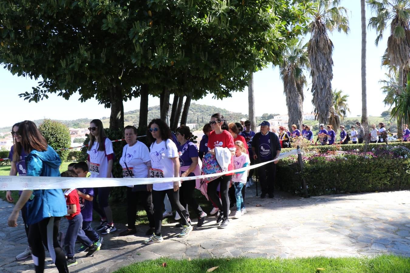 Participantes en la II Carrera de la Mujer.