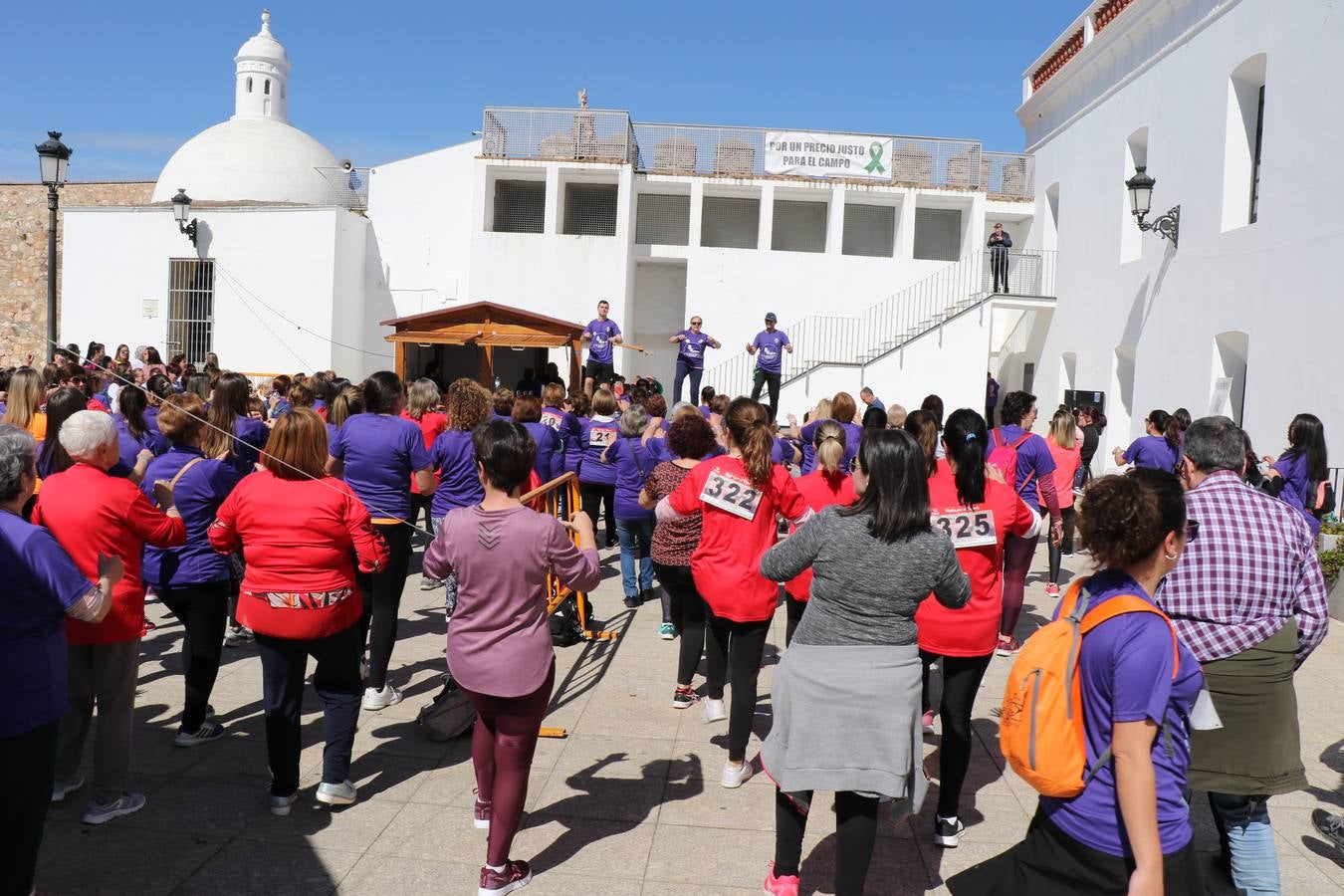 Participantes en la II Carrera de la Mujer.