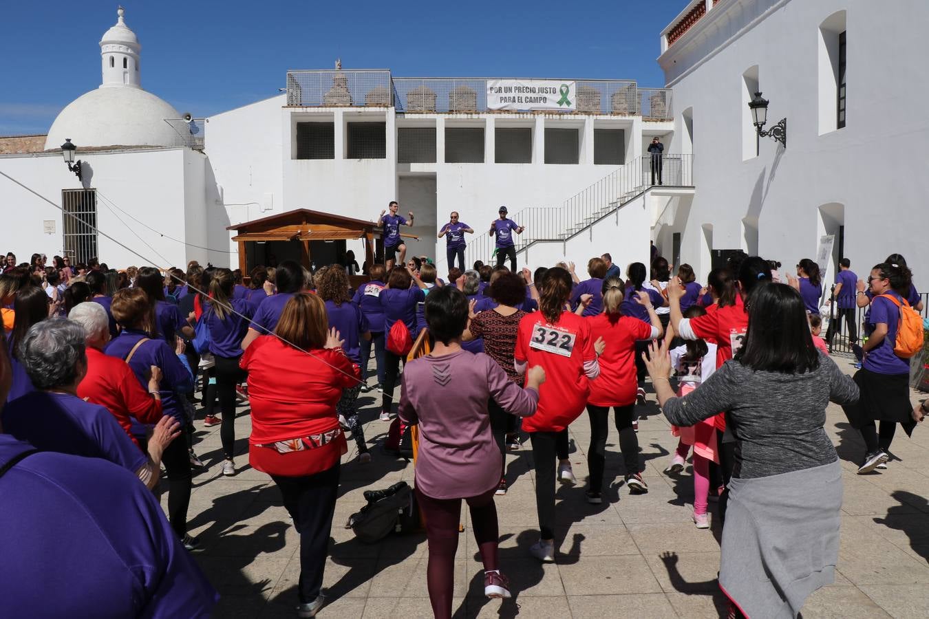 Participantes en la II Carrera de la Mujer.