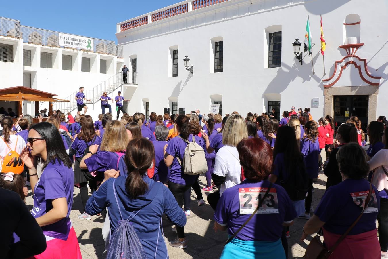 Participantes en la II Carrera de la Mujer.