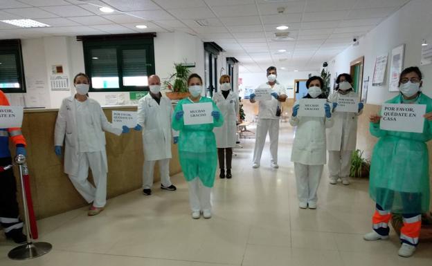 El reconocimiento a los profesionales sanitarios sigue siendo unánime por parte de la ciudadanía.