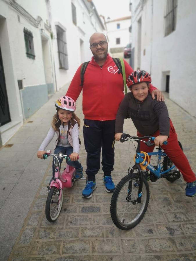 Con juguetes o sin ellos, todos han lucido una sonrisa, contentos por poder salir de casa.