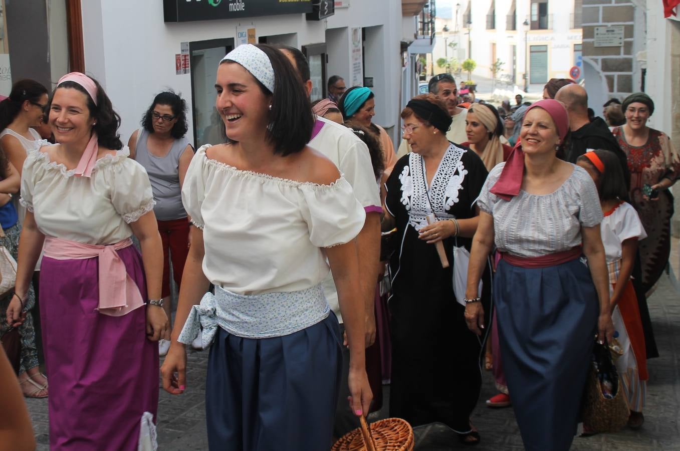 Escena de animación de calle en la fortaleza templaria.