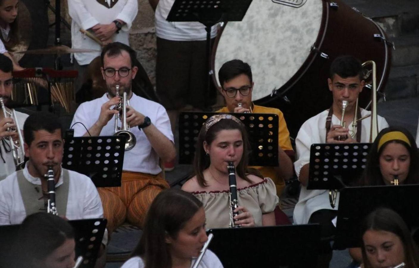 Concierto de la Asociación Musical de Jerez de los Caballeros en el cierre del Festiva Templario.