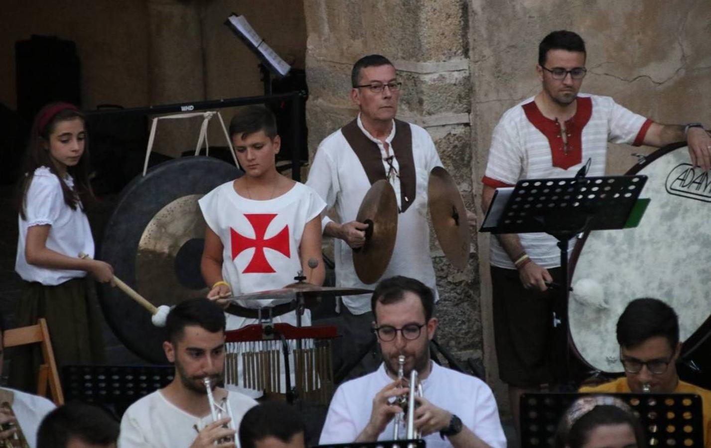 Concierto de la Asociación Musical de Jerez de los Caballeros en el cierre del Festiva Templario.